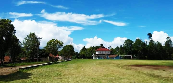 Seorang Aparat Desa Menumpahkan Kekesalannya Kepada Penyandang ODP