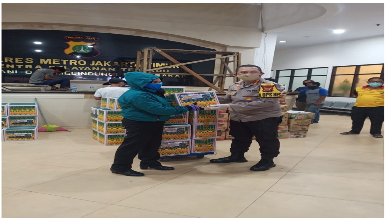 Kapolres Jaktim Lakukan Kegiatan Kemanusiaan dan Gelar Cipta Kondusif Menjelang Ramadhan