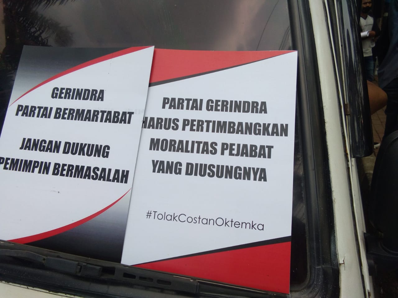 Masa AMPD Tuntut DPP Gerindra Membatalkan Costan Oktemka Sebagai Bupati Pegunungan Bintang