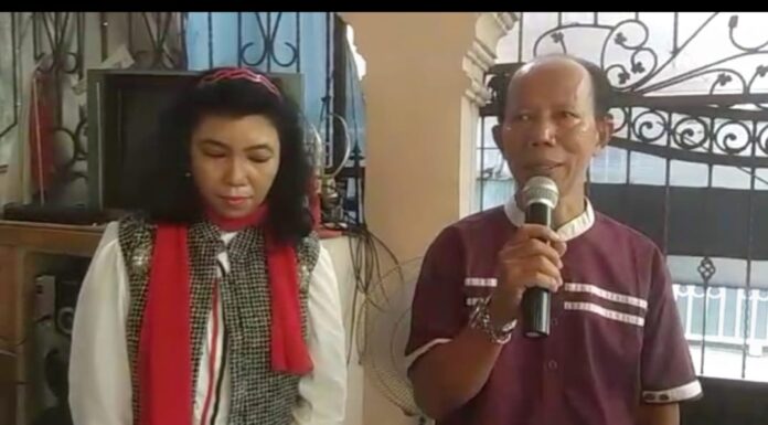 Sunarji Ketua DPC Gercin Jakarta Pusat didampingi oleh Ketua DPD Gercin DKI Jakarta Irma Indriani saat memberikan sambutan. Foto: Arman.